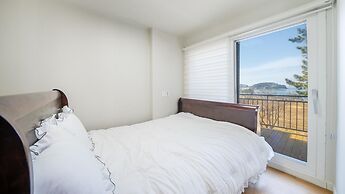 Boryeong Thirasel Pension