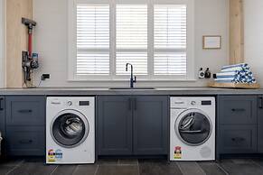 The Loft at Linnaeus Farm, Berry - by Linnaeus Collection