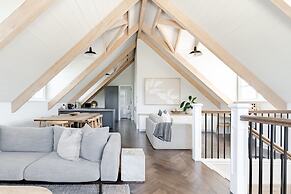 The Loft at Linnaeus Farm, Berry - by Linnaeus Collection