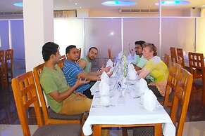 Hotel Holiday Xpress