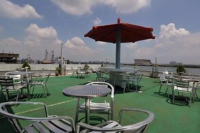 Hotel Holiday Xpress