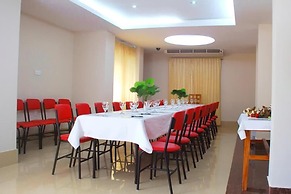 Hotel Holiday Xpress