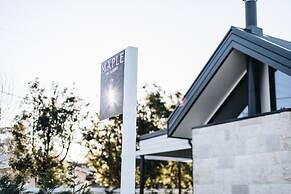 The Loft at Maple Cottages, Berry - by Linnaeus Collection