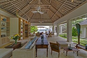Siri Mendira Beach Villas