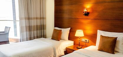 Britannia Suites