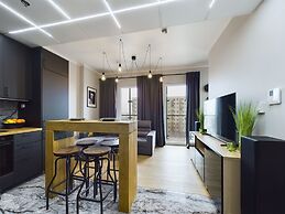 Business Apartment Parking by Renters