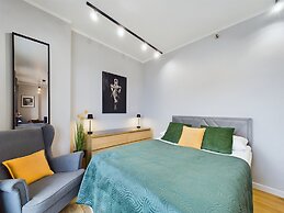 Business Apartment Parking by Renters