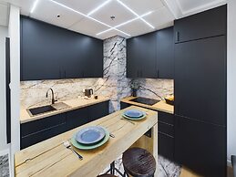 Business Apartment Parking by Renters