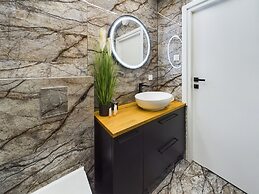 Business Apartment Parking by Renters