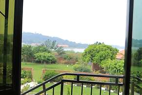 Alice Gardens and Campsite