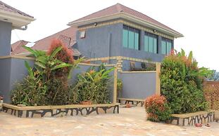 Alice Gardens and Campsite