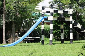 Meserani Oasis Lodge & Campsite