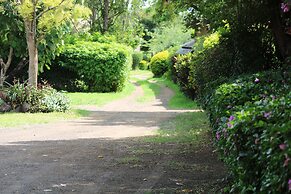 Meserani Oasis Lodge & Campsite