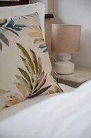 Modern Apartment With Balcony by Renters