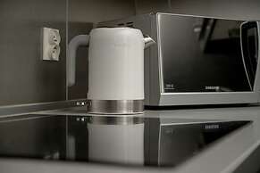 Modern Apartment With Balcony by Renters