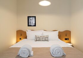 Alinea Market Agora Square