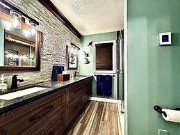 3BDR Home by Torch Lake Sandbar 11931