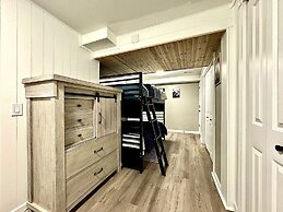 3BDR Home by Torch Lake Sandbar 11931