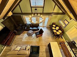 3BDR Home by Torch Lake Sandbar 11931