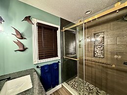 3BDR Home by Torch Lake Sandbar 11931