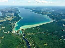 3BDR Home by Torch Lake Sandbar 11931