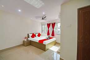 Goroomgo Vhyom Sky Palace Near Sakherbazar Metro Station Kolkata