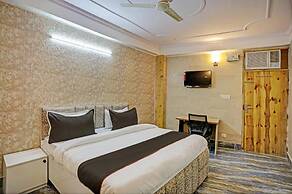 Umen Hotel Sector 66