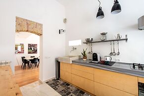 Vista Sulle Absidi Della Magione by Wonderful Italy