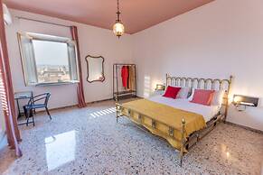 Panoramic 3-bed Apartment in Catania City