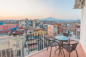 Panoramic 3-bed Apartment in Catania City