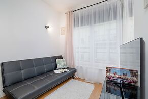 Cozy Apartment in Krakow for 3