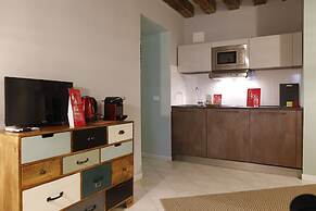 Classy Cozy by the Acquario by Wonderful Italy