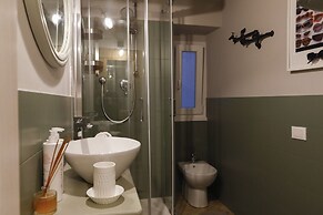 Classy Cozy by the Acquario by Wonderful Italy