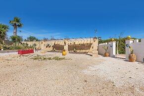 3769 Tenuta La Cornola by Barbarhouse