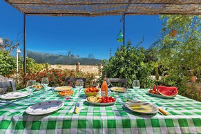 3769 Tenuta La Cornola by Barbarhouse