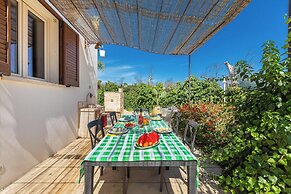 3769 Tenuta La Cornola by Barbarhouse