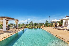 3769 Tenuta La Cornola by Barbarhouse