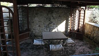 Agriturismo Borgo Santa Lucia Intera Propriet