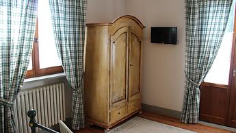 Agriturismo Borgo Santa Lucia Intera Propriet