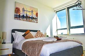 Modern 2 Bed 2 Bath Bracknell With Free Parking