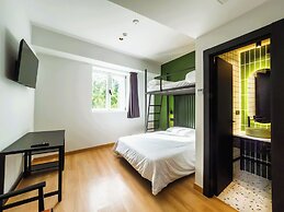 Wonder Hostel