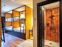 Wonder Hostel