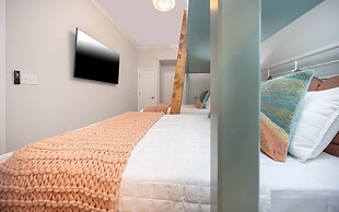 Phoenix Gulf Towers 306 2 Bedroom Condo