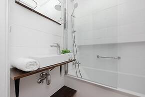 1930's Inspired Apartment by Renters