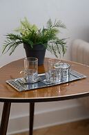 1930's Inspired Apartment by Renters