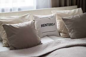 1930's Inspired Apartment by Renters