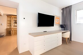 Sea-view Penthouse Spa in Portopiccolo