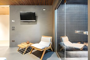 Sea-view Penthouse Spa in Portopiccolo