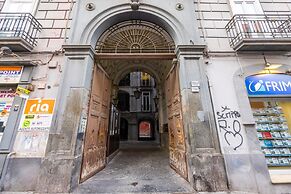 Yellow City Apartment by Wonderful Italy