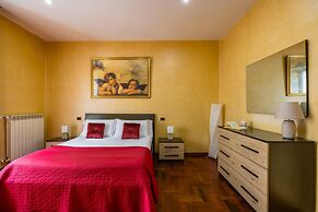 Yellow City Apartment by Wonderful Italy